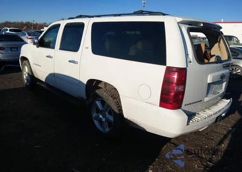 2008 Chevrolet Suburban 1500 Ltz z USA, uszkodzony, nr VIN 1GNFK16378J234029